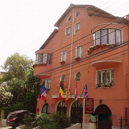 Villa-Hotel Escala Cluj-Napoca Exterior photo